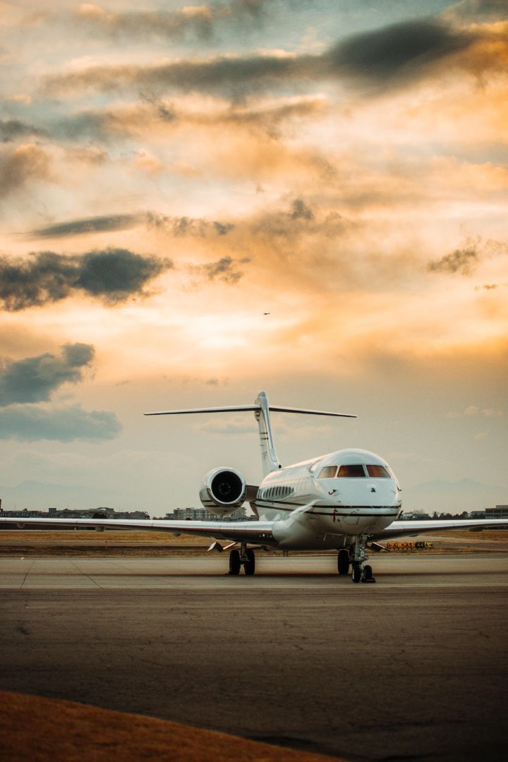 Réservation jet privé en Corse | Gloma Agency