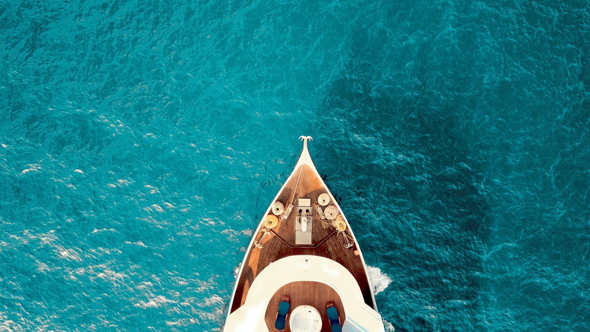 Balade en bateau en Corse | Gloma Agency